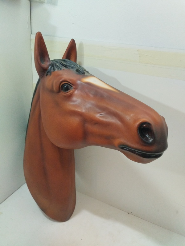 cabeza caballo resina pared 1u